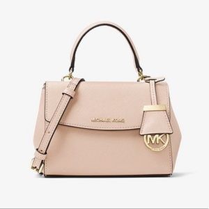 Michael KORS Ava Crossbody Bag